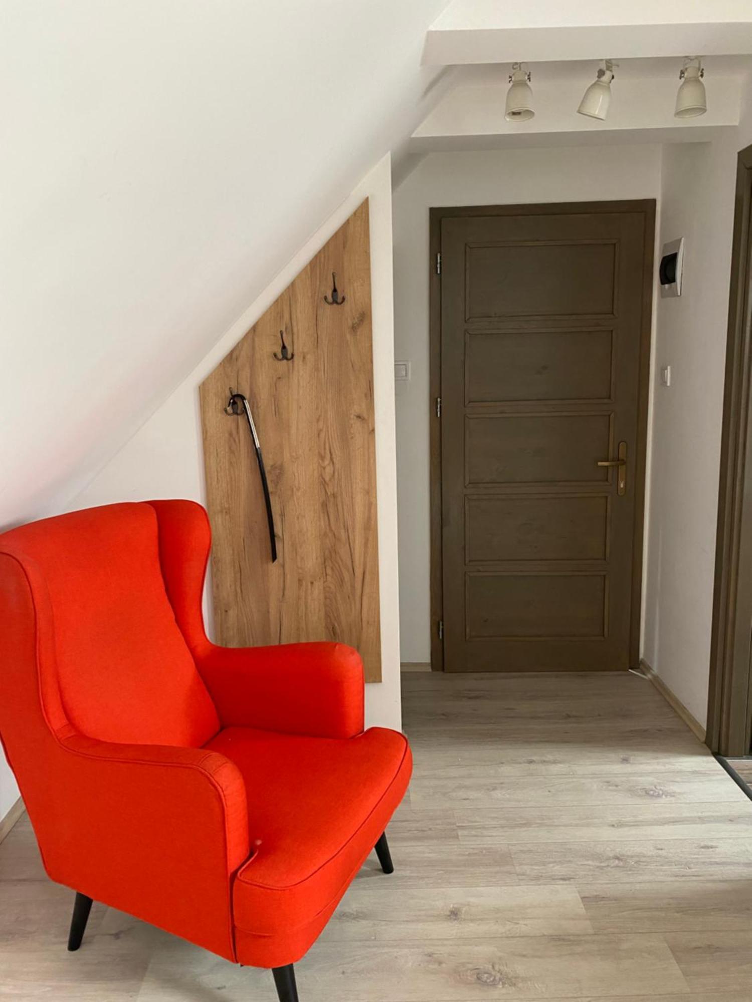VATUS Apartmanház Vác Exterior foto